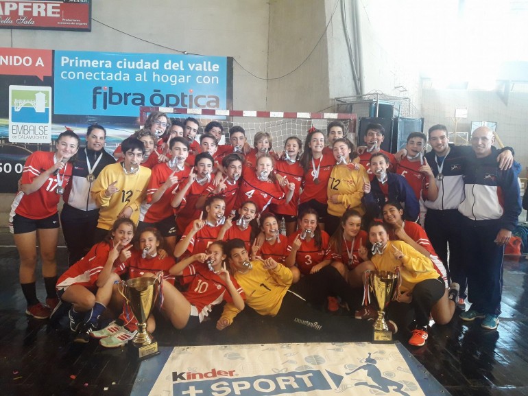 Entrenamiento Selección Metropolitana Menores Damas