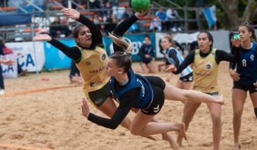 Empiezan los Sur Centro juveniles de beach handball