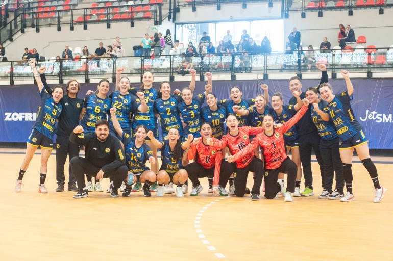 Pleno de triunfos para los equipos de Fe.Me.Bal. en Santiago