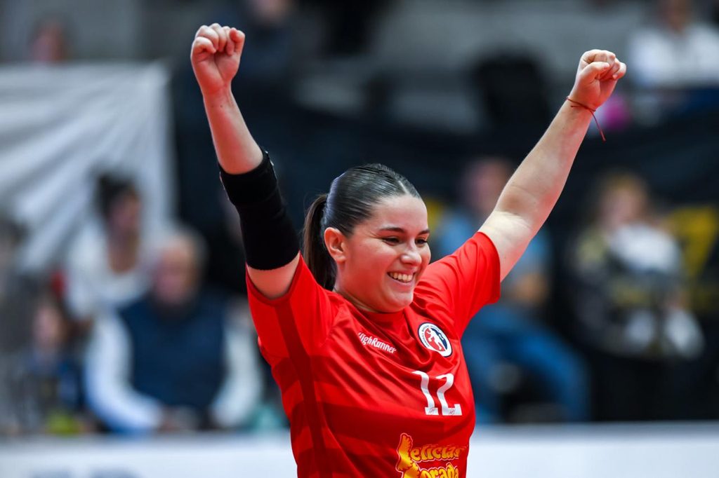 Agustina Santamaría festeja durante el Nacional A. Foto: Femebal / Federico Soler.